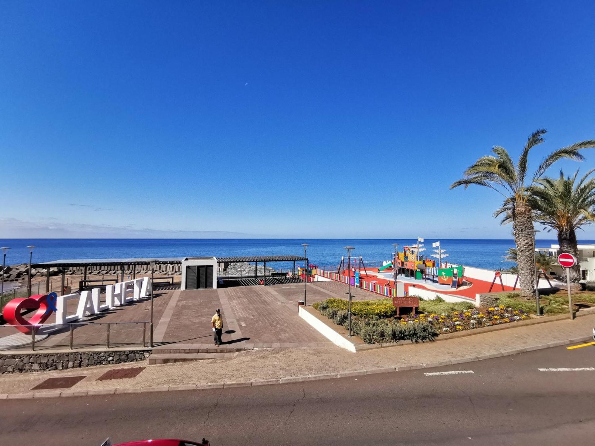 Chale Esmeralda - Charming Studios In Calheta Beach المظهر الخارجي الصورة