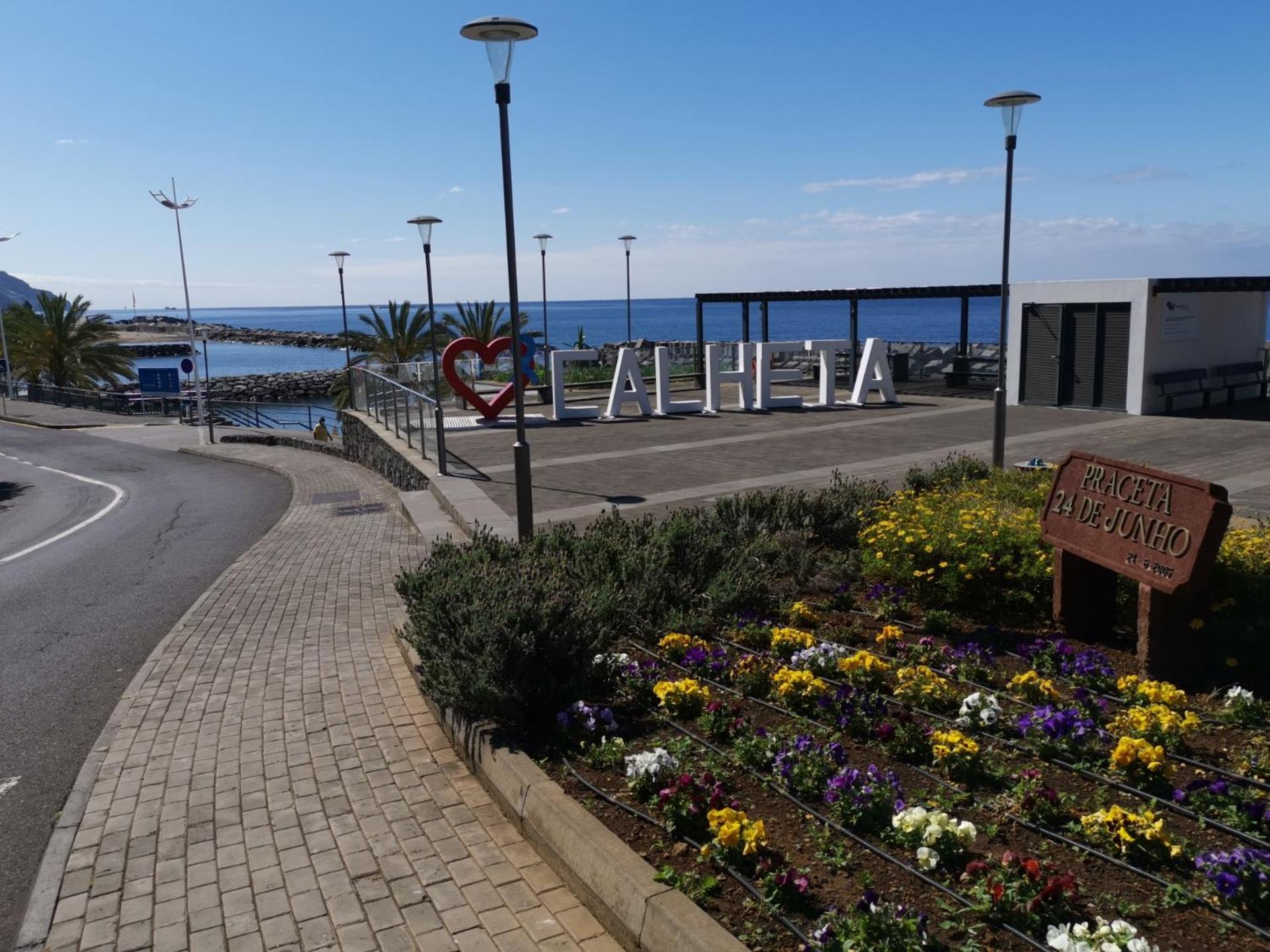 Chale Esmeralda - Charming Studios In Calheta Beach المظهر الخارجي الصورة