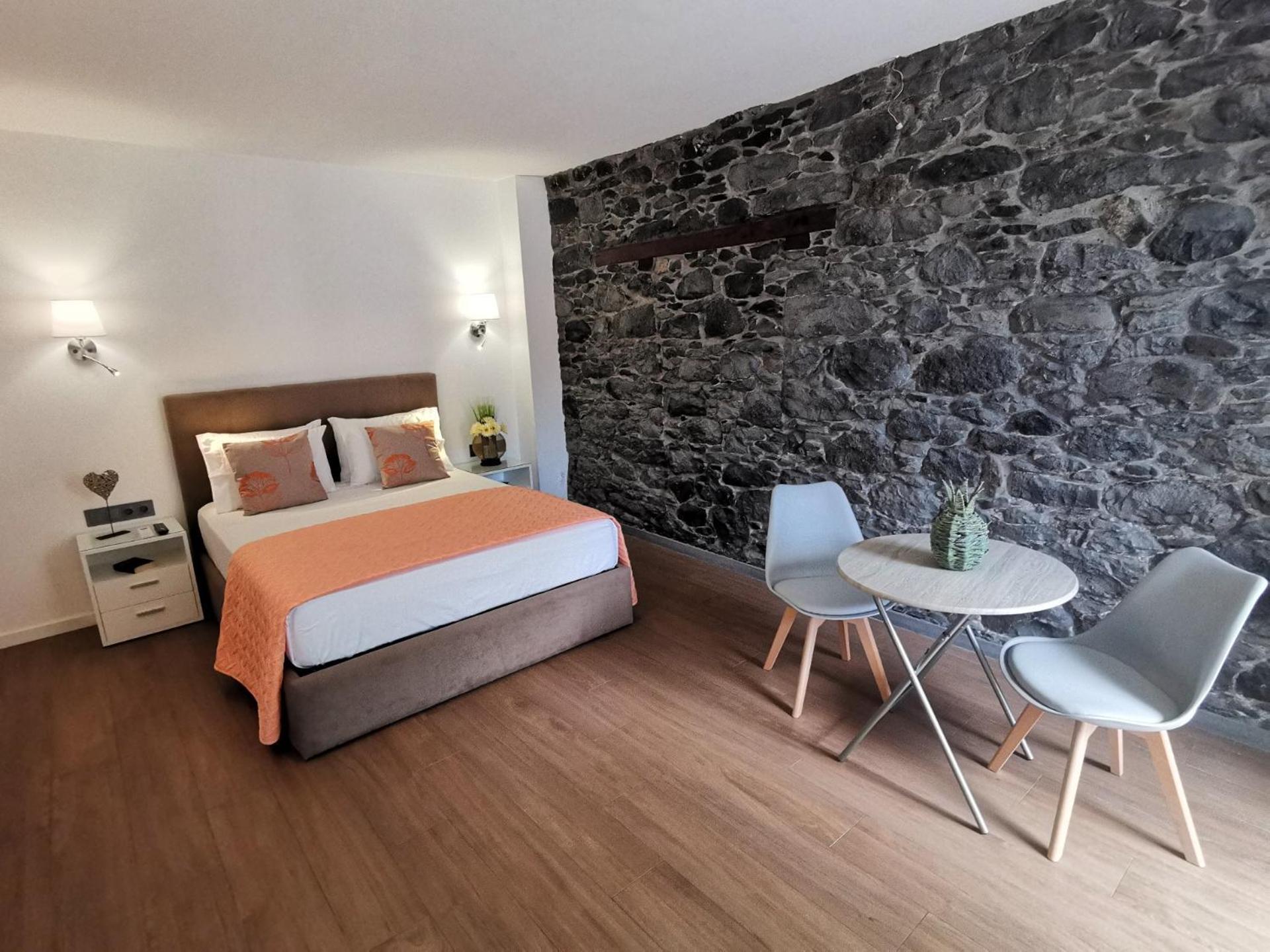 Chale Esmeralda - Charming Studios In Calheta Beach المظهر الخارجي الصورة